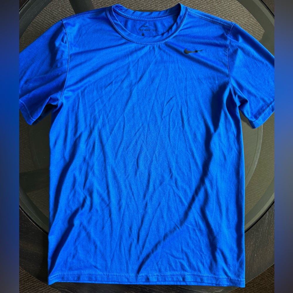 Nike Men’s Medium Dri-Fit Shirt